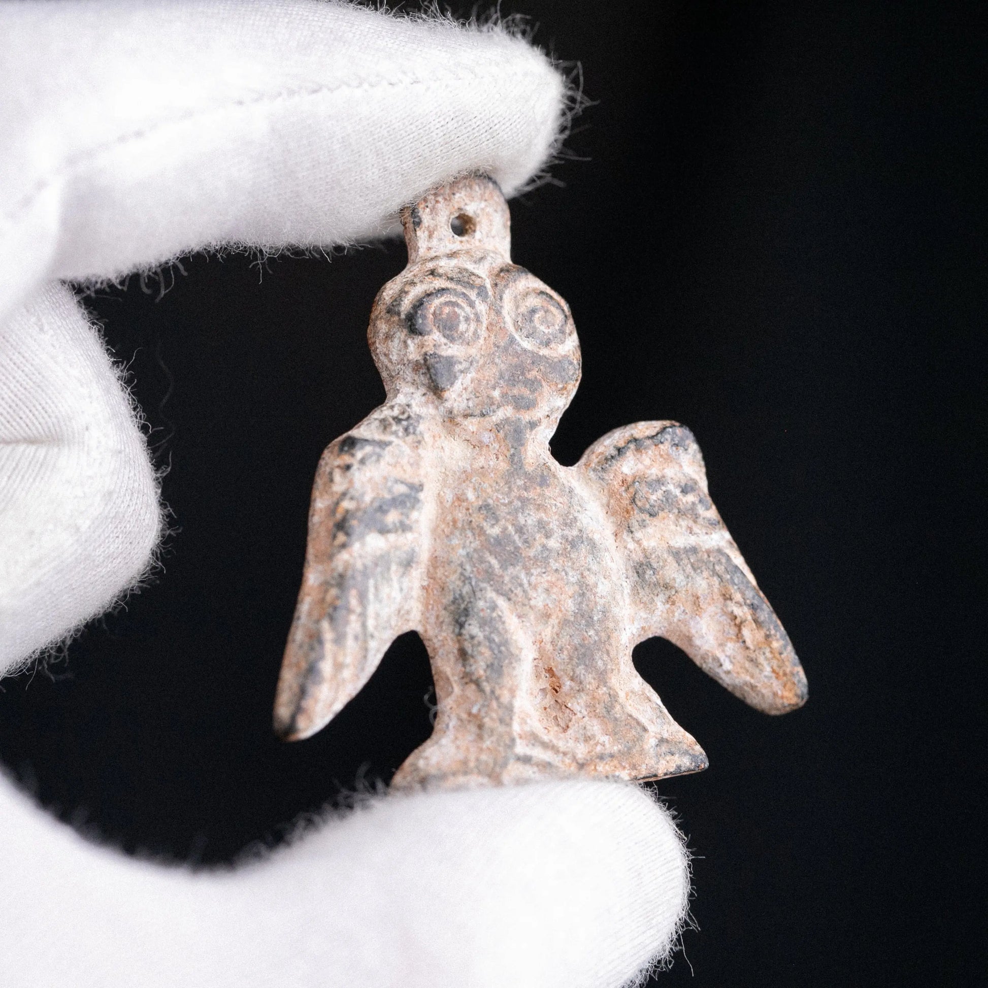 Roman Bronze Owl Pendant – “Noctua” (1st–3rd c. AD) Aurora Antiqua