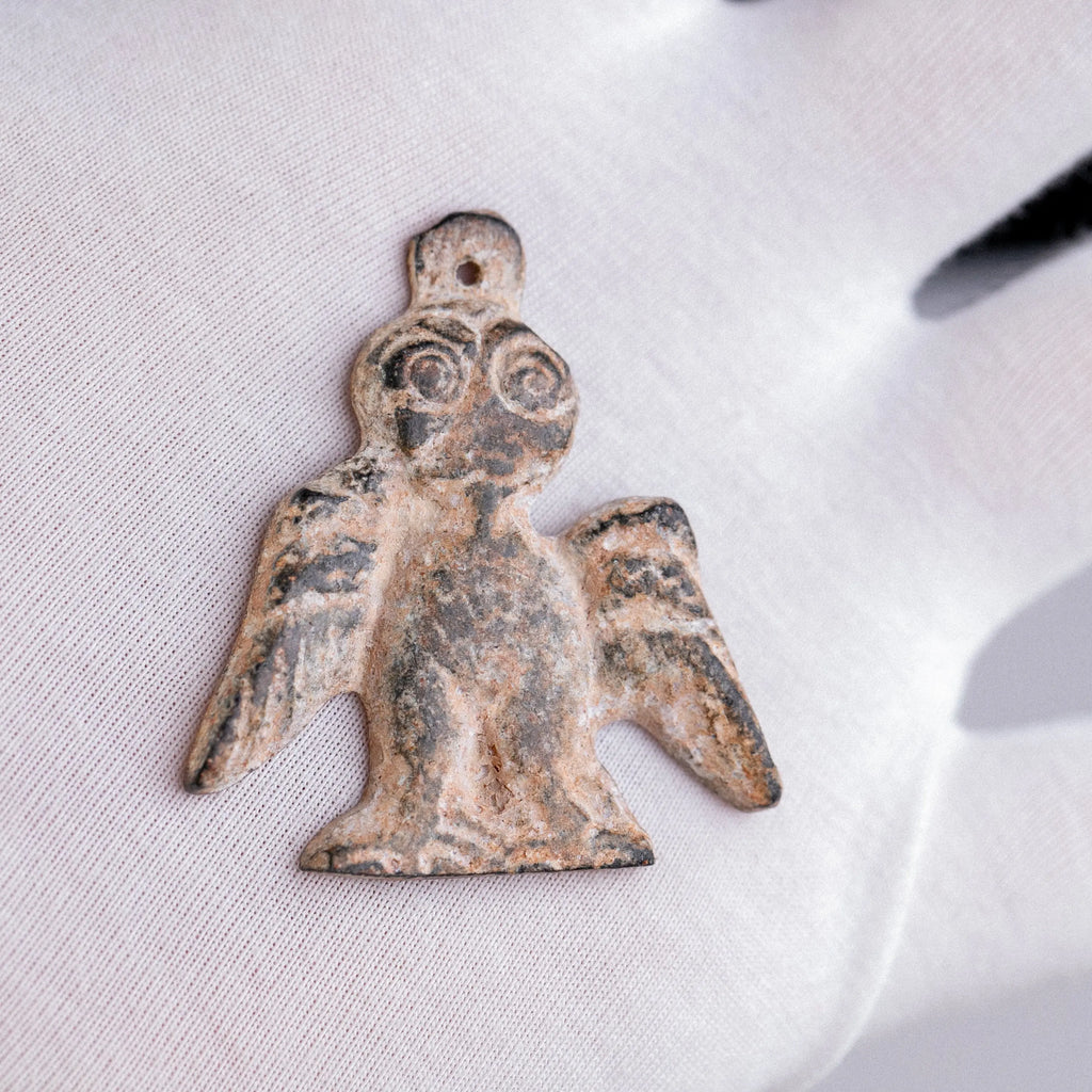 Roman Bronze Owl Pendant – “Noctua” (1st–3rd c. AD) Aurora Antiqua