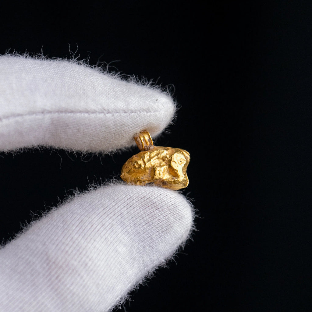 Roman High Karat Gold Rabbit Pendant – “Leporis” (3rd–4th c. AD) Aurora Antiqua