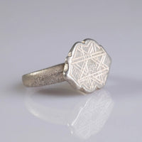 Medieval Silver Ring with Interlaced Star Motif – “Ivor” (12th–14th c. AD) – EU 55 / US 7.25 Aurora Antiqua
