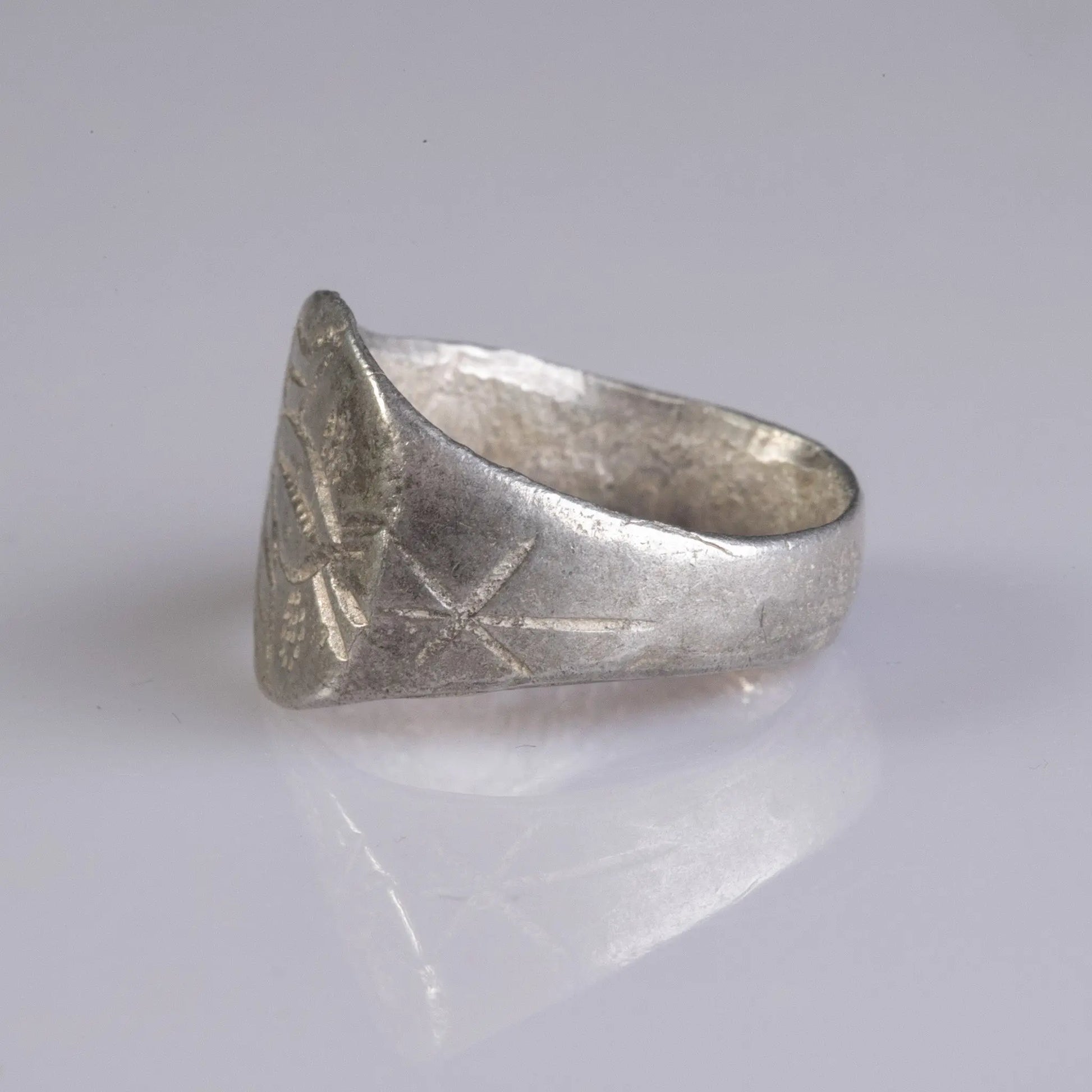 Medieval Silver Ring with Eagle Motif – “Hadric” (13th–15th c. AD) – EU 59 / US 8.75 Aurora Antiqua