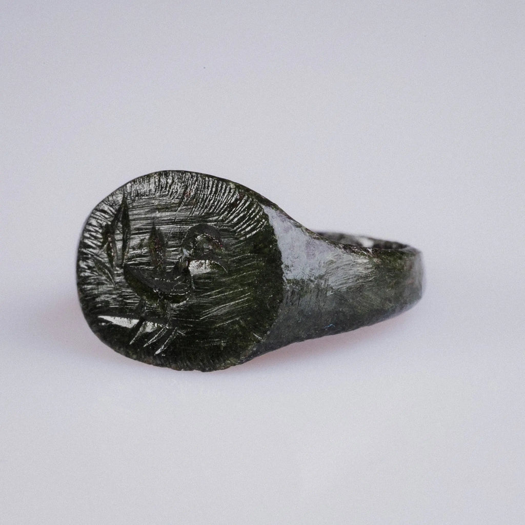 Medieval European Bronze Signet Ring with Bird Motif – “Eadric” (12th–15th c. AD) – EU 51 / US 5.75 Aurora Antiqua