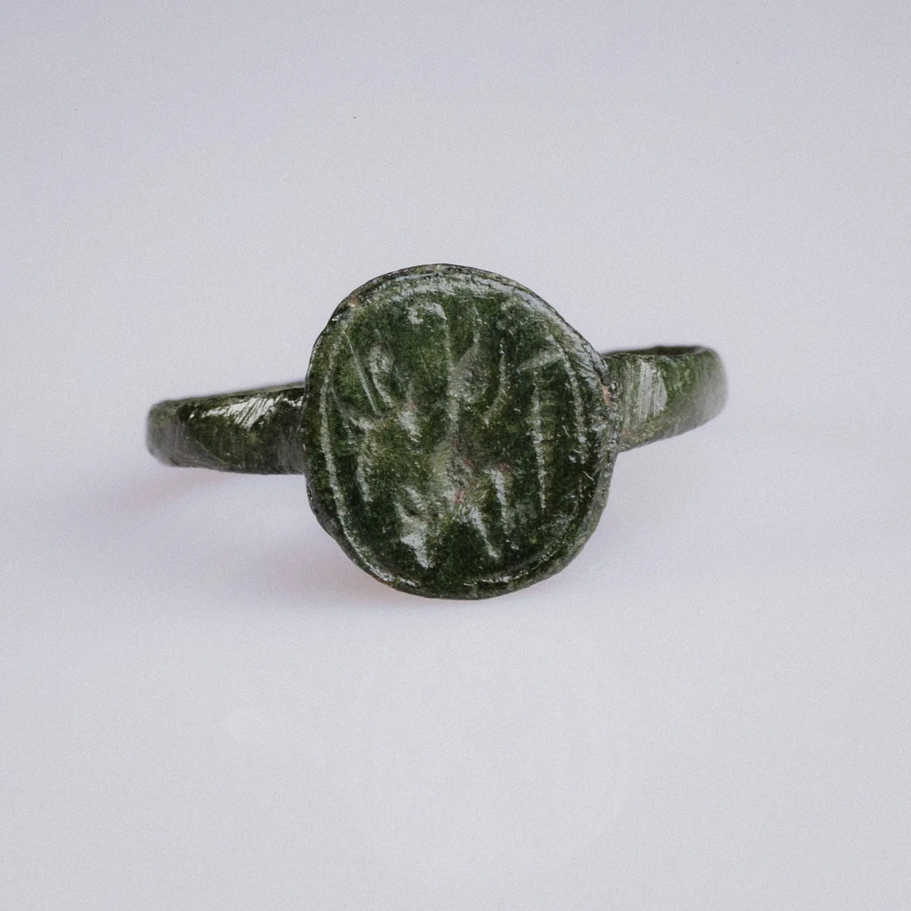 Medieval European Bronze Signet Ring with Bird Motif – “Osbert” (12th–15th c. AD) – EU 52 / US 6.25 Aurora Antiqua