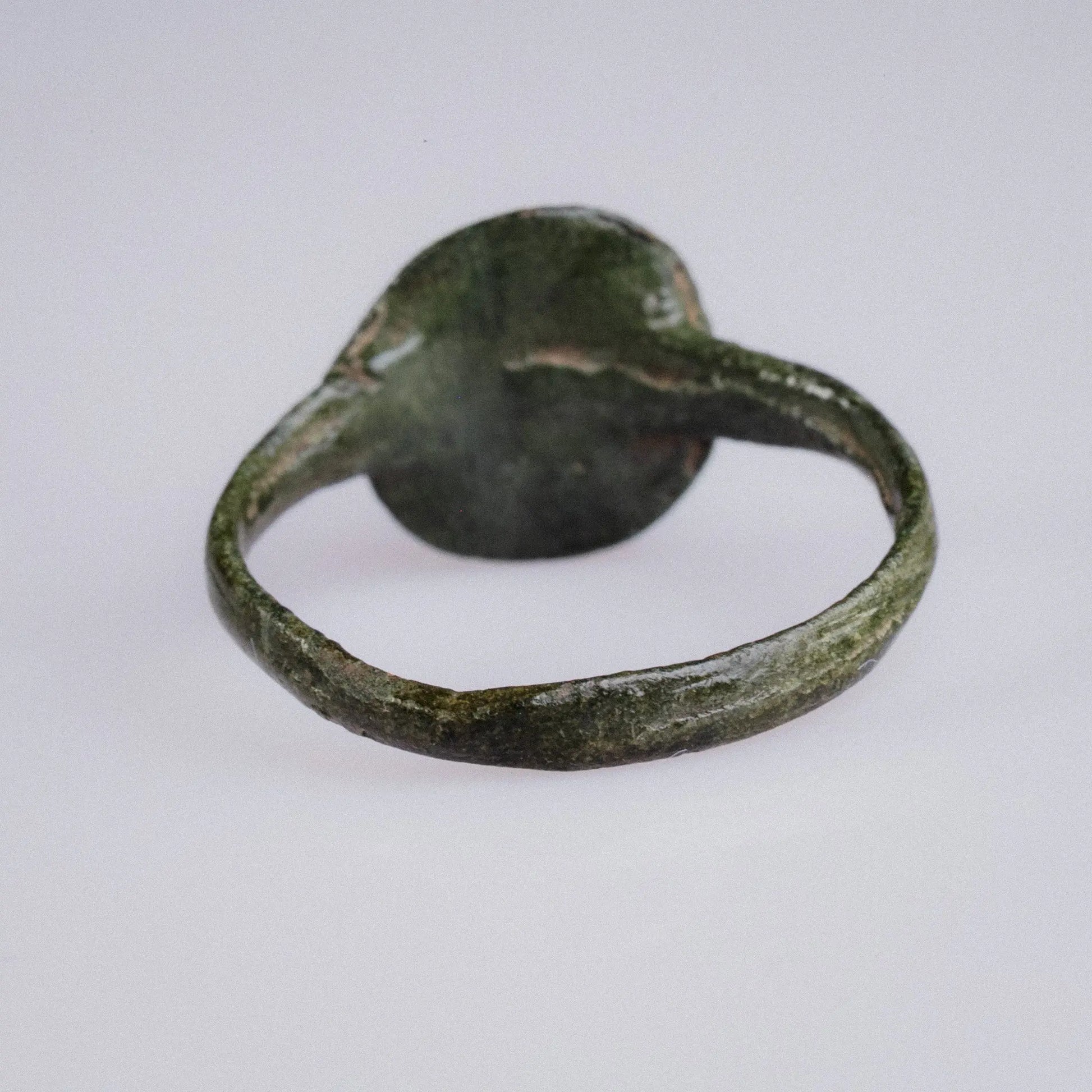 Medieval European Bronze Signet Ring with Bird Motif – “Osbert” (12th–15th c. AD) – EU 52 / US 6.25 Aurora Antiqua