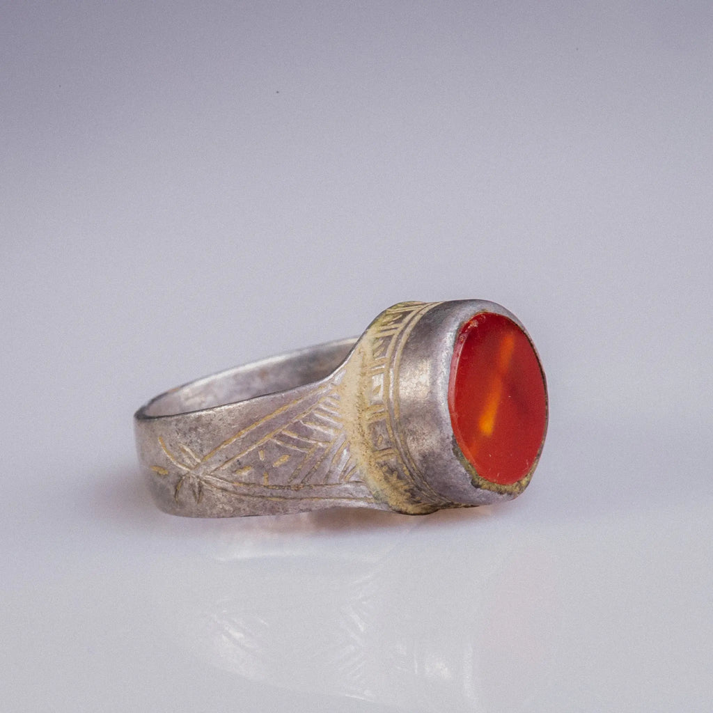 Byzantine Silver Ring with Carnelian Cabochon – “Nikephoros” (9th–10th c. CE) – EU 59 / US 8.75 Aurora Antiqua
