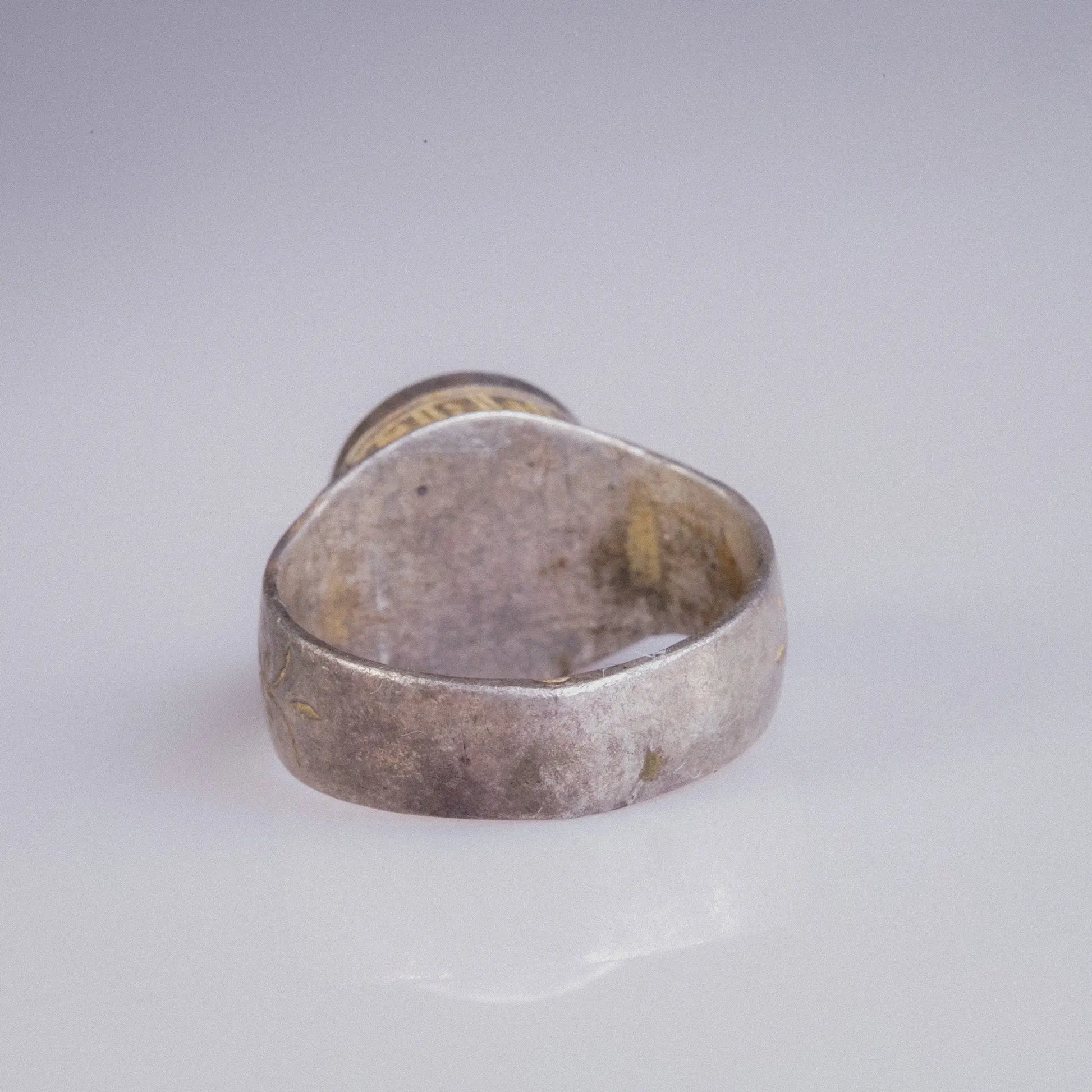 Byzantine Silver Ring with Carnelian Cabochon – “Nikephoros” (9th–10th c. CE) – EU 59 / US 8.75 Aurora Antiqua