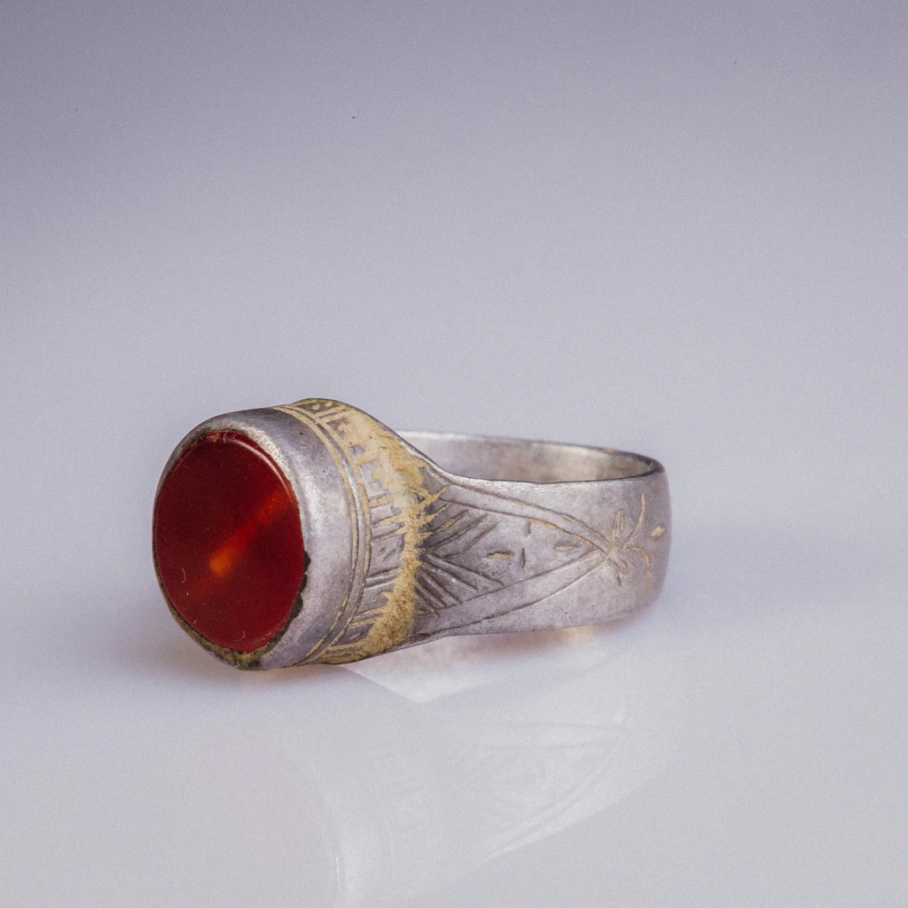 Byzantine Silver Ring with Carnelian Cabochon – “Nikephoros” (9th–10th c. CE) – EU 59 / US 8.75 Aurora Antiqua