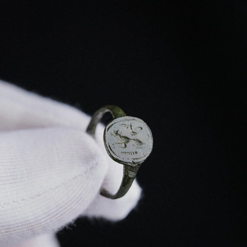 Medieval European Bronze Signet Ring with Bird Motif – “Osbert” (12th–15th c. AD) – EU 52 / US 6.25 Aurora Antiqua