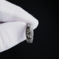 Late Roman Bronze Ring with Radiating Motif – “Solinus” (3rd–5th CE) – EU 49 / US 5 Aurora Antiqua