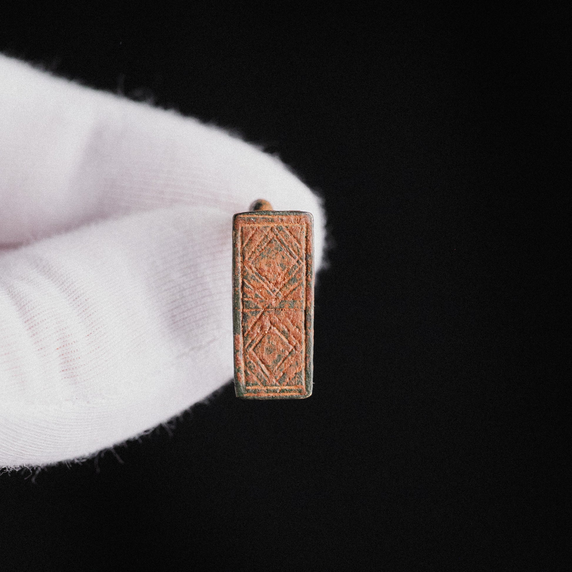 Medieval Bronze Military Seal Ring with Geometric Bezel – “Fortis” (11th–13th CE) – EU 57 / US 8