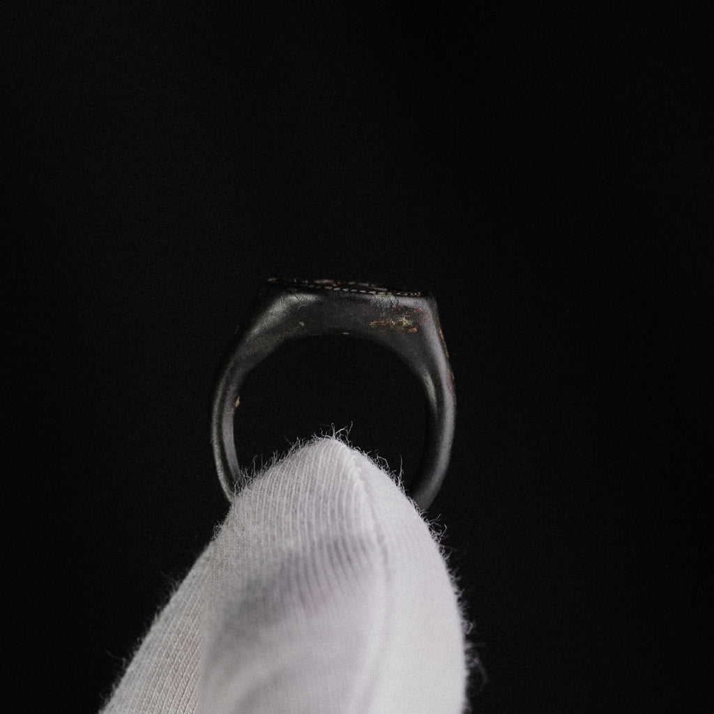 Renaissance Bronze Heraldic Signet Ring – “Valerius” (16th CE) – EU 59 / US 8.75