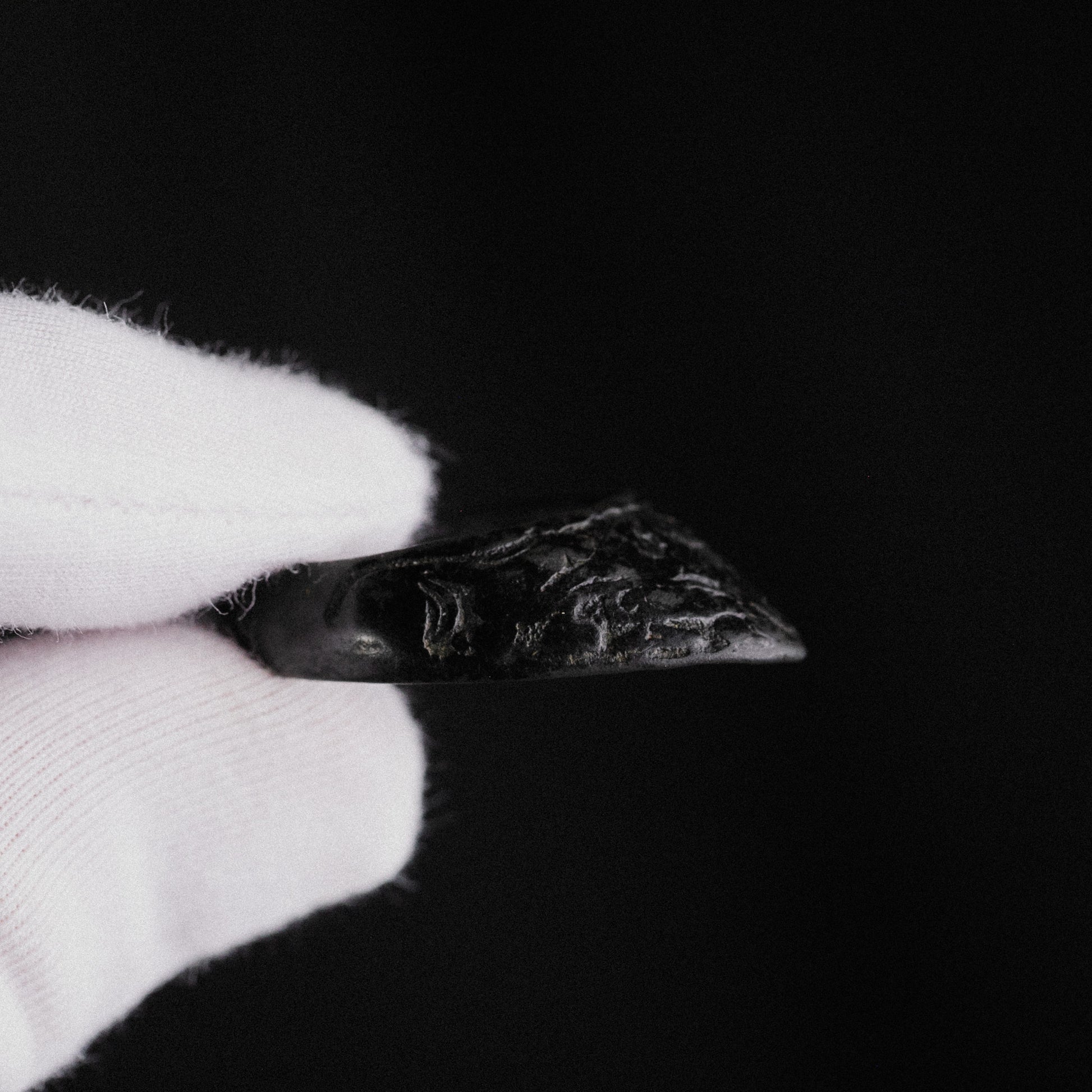 Medieval Bronze Archer’s Thumb Ring – “Sagitta” (11th–12th CE) – EU 67 / US 12.75