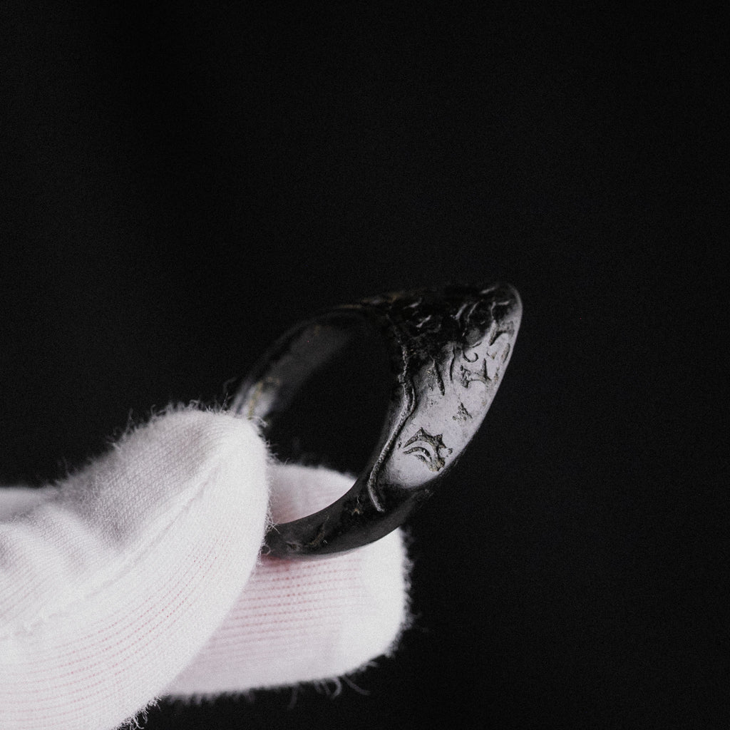 Medieval Bronze Archer’s Thumb Ring – “Sagitta” (11th–12th CE) – EU 67 / US 12.75