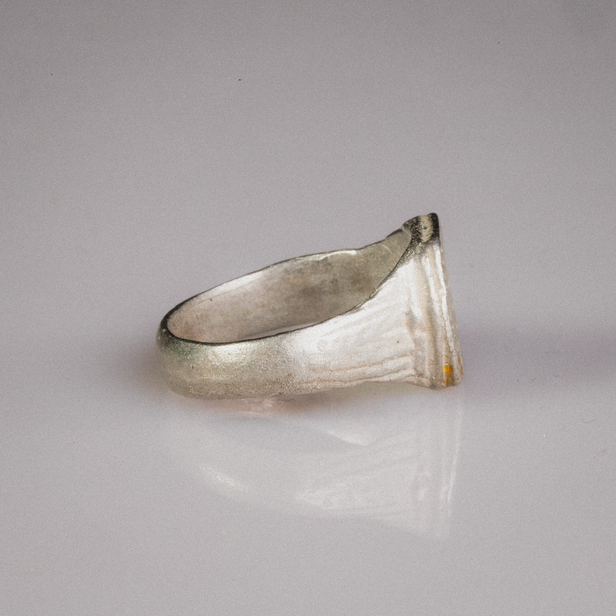 Medieval Silver Signet Ring 'Quaternus' (12th-14th CE) EU 56/US 7.75