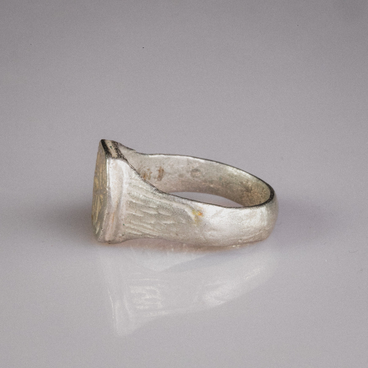 Medieval Silver Signet Ring 'Quaternus' (12th-14th CE) EU 56/US 7.75