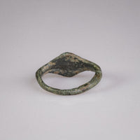Roman Bronze Legionary Ring with Numeral VII – 'Septimus' (1st–3rd CE) — view 4