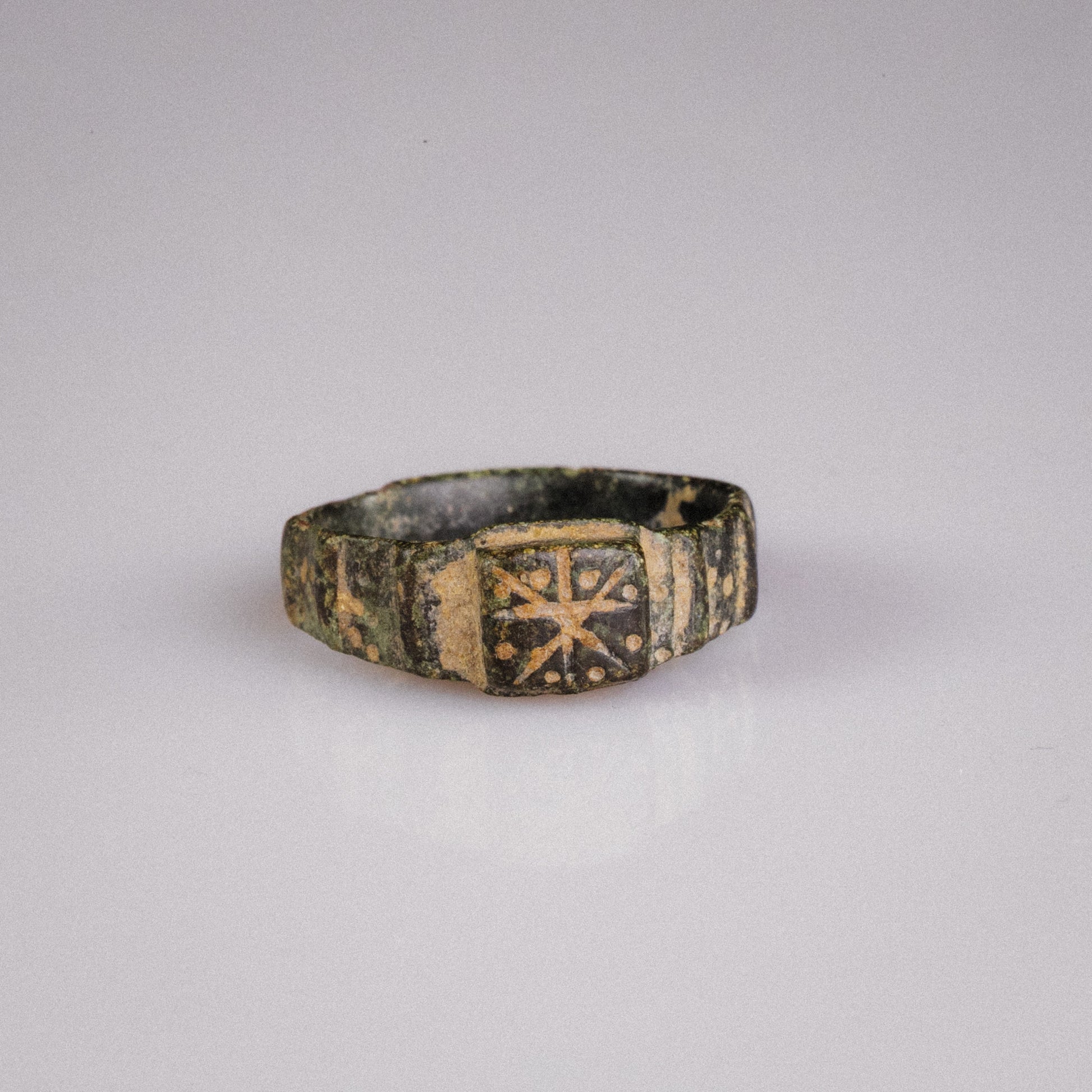 Medieval Bronze Military Seal Ring – “Bellator” (11th–13th CE) – EU 53 / US 6.5