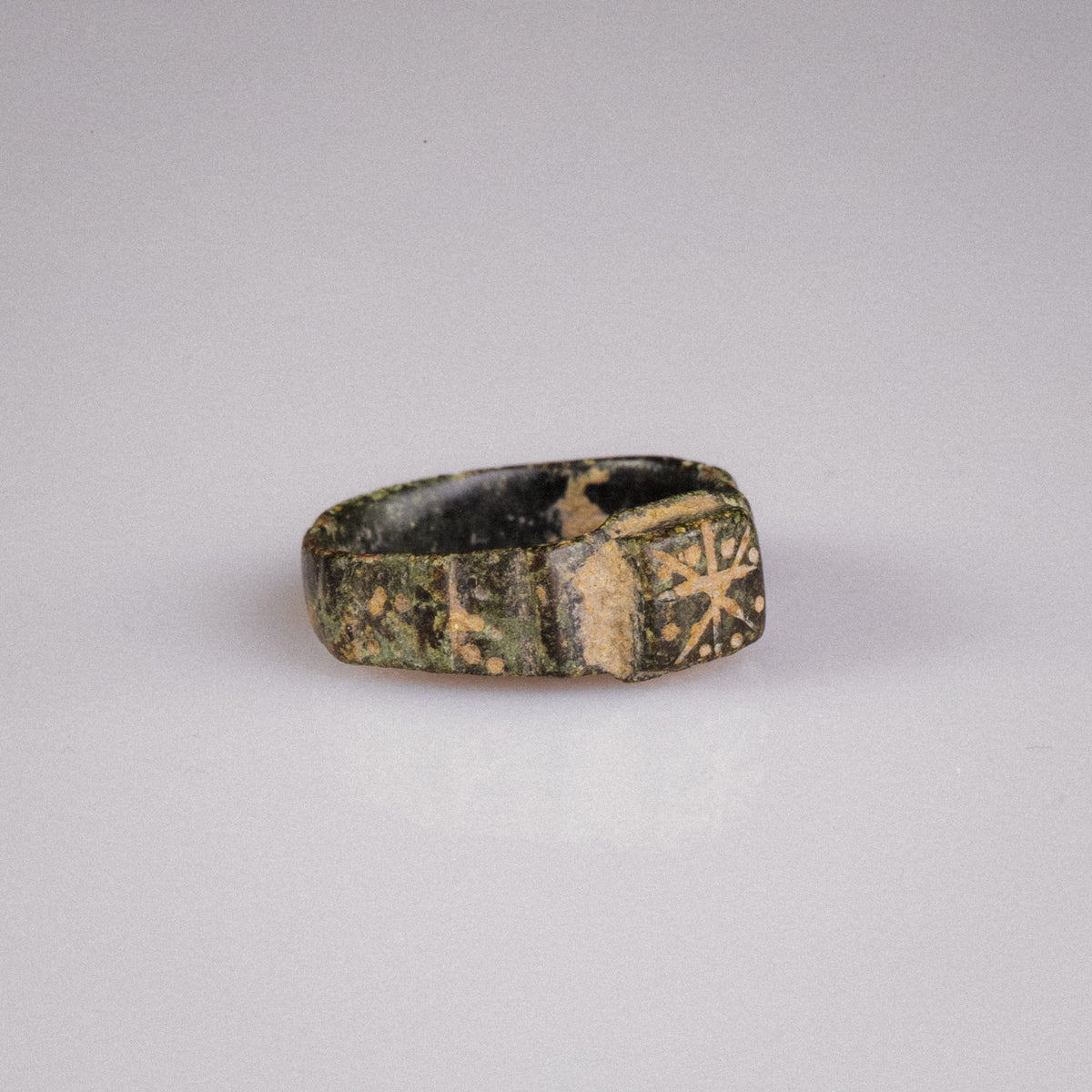 Medieval Bronze Seal Ring 'Bellator' (11th-13th CE) EU 53/US 6.5