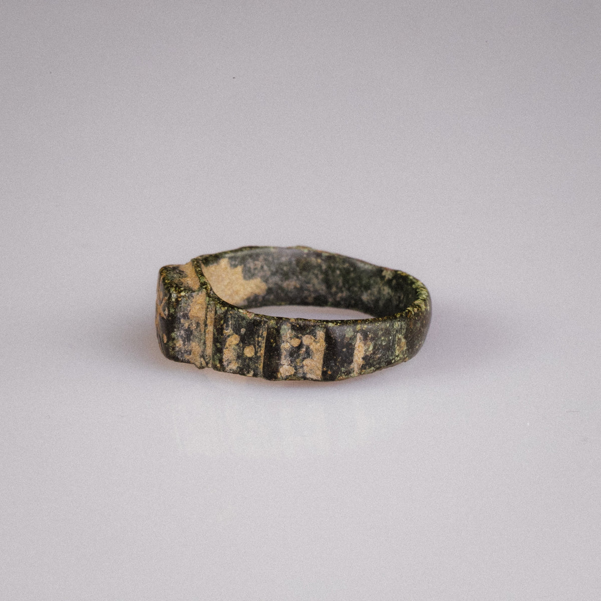 Medieval Bronze Seal Ring 'Bellator' (11th-13th CE) EU 53/US 6.5