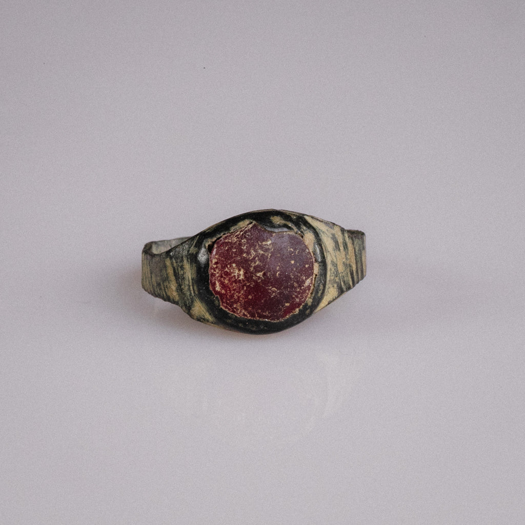 Medieval Bronze Ring with Red Glass Cabochon – “Carminis” (9th–14th CE) – EU 50 / US 5.25