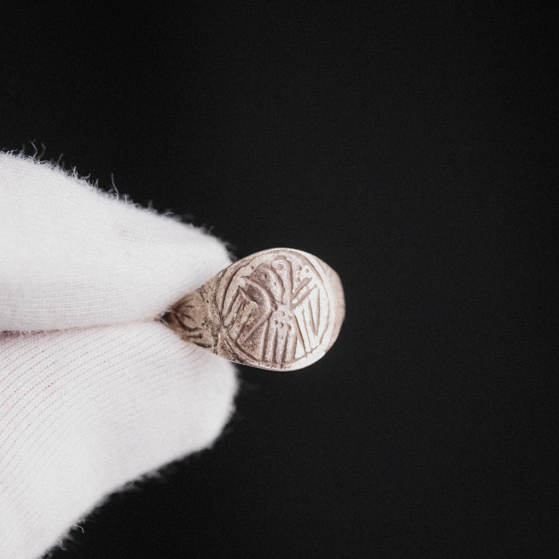 Medieval Silver Signet Ring with Bird Motif – “Aquilinus” (11th–14th CE) – EU 55 / US 7.25