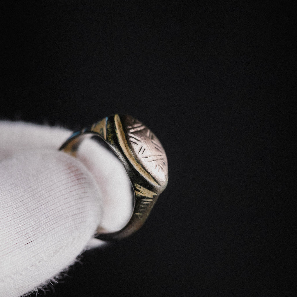 Medieval Bronze Geometric Signet Ring – “Radiatus” – Semi Restored (9th–13th CE) – EU 56 / US 7.75