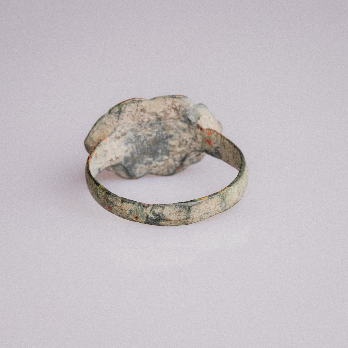 Medieval Bronze Signet Ring 'Reticulus' (10th-13th CE) EU 52/US 6.25