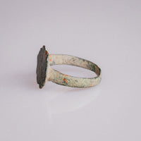 Medieval Bronze Geometric Signet Ring – 'Reticulus' (10th–13th CE) — view 5