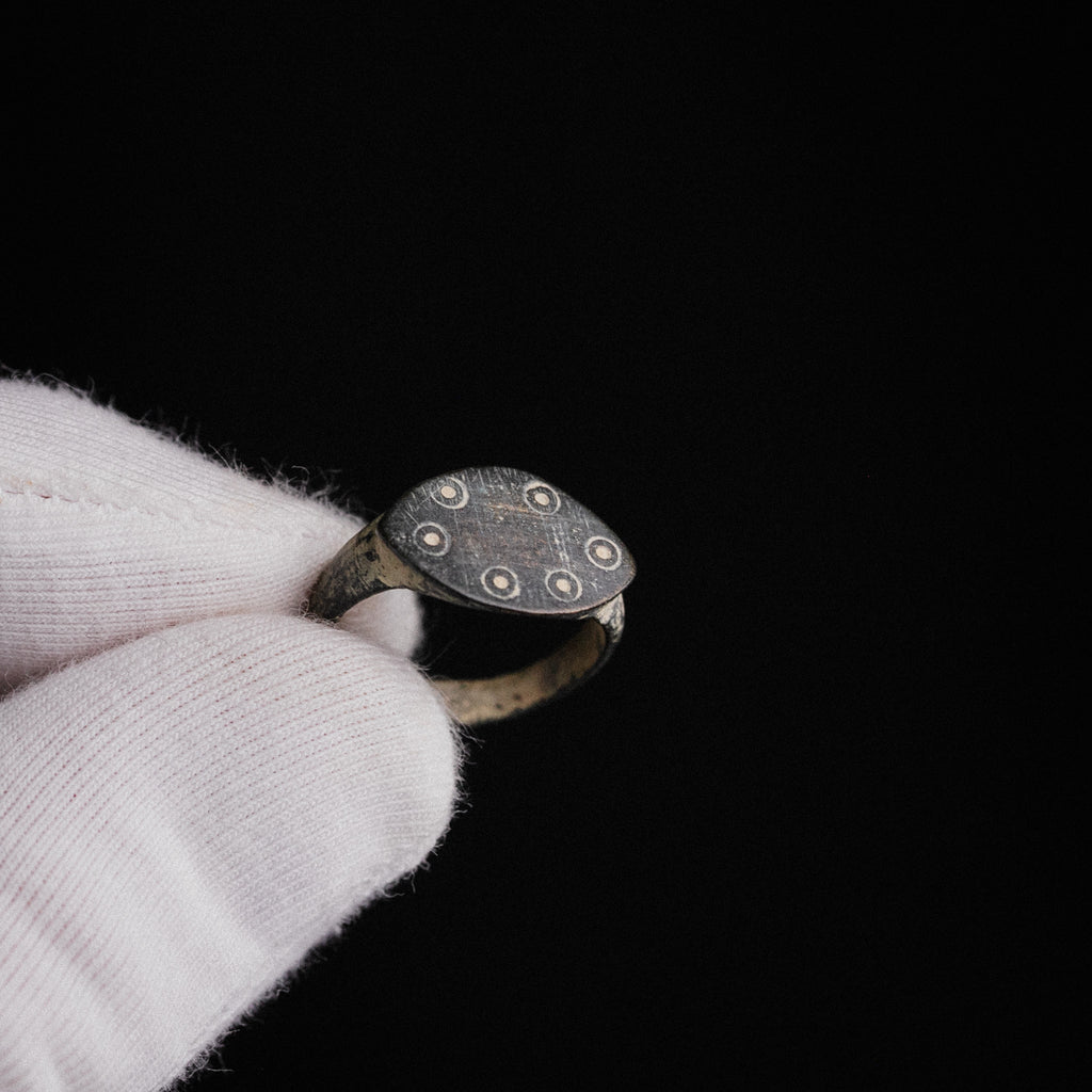 Early Medieval Bronze Apotropaic Ring with Eye Motifs – “Custodia” (8th–11th CE) – EU 51 / US 5.75