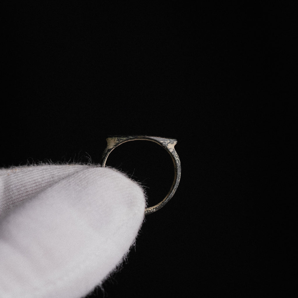 Early Medieval Bronze Apotropaic Ring with Eye Motifs – “Custodia” (8th–11th CE) – EU 51 / US 5.75