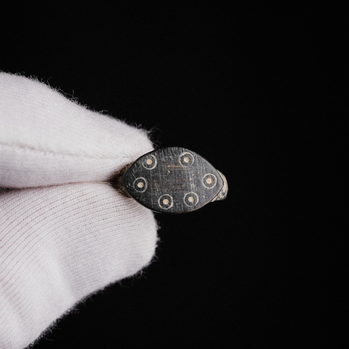 Early Medieval Bronze Apotropaic Ring with Eye Motifs – 'Custodia' (8th–11th CE) — view 9