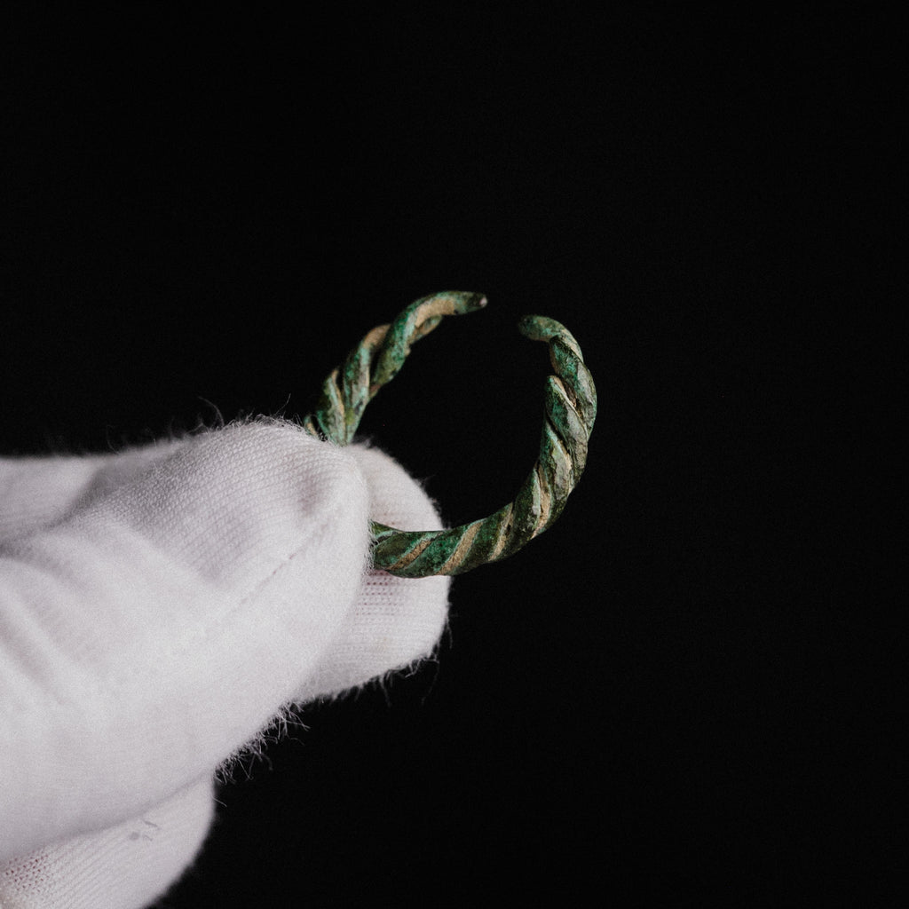 Viking Age Nordic Bronze Twisted Wire Ring – “Eirik” (8th–11th CE) – EU 54 / US 7