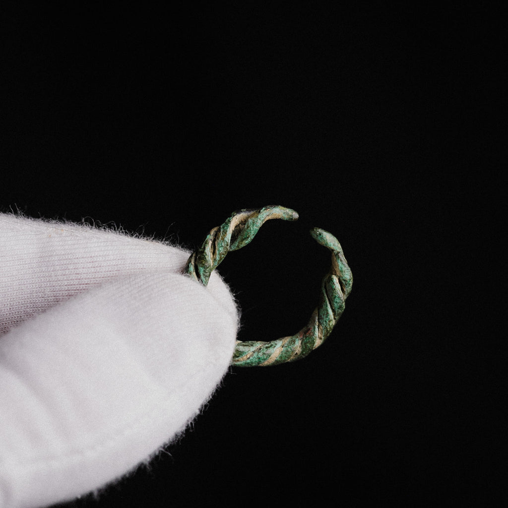 Viking Age Nordic Bronze Twisted Wire Ring – “Eirik” (8th–11th CE) – EU 54 / US 7