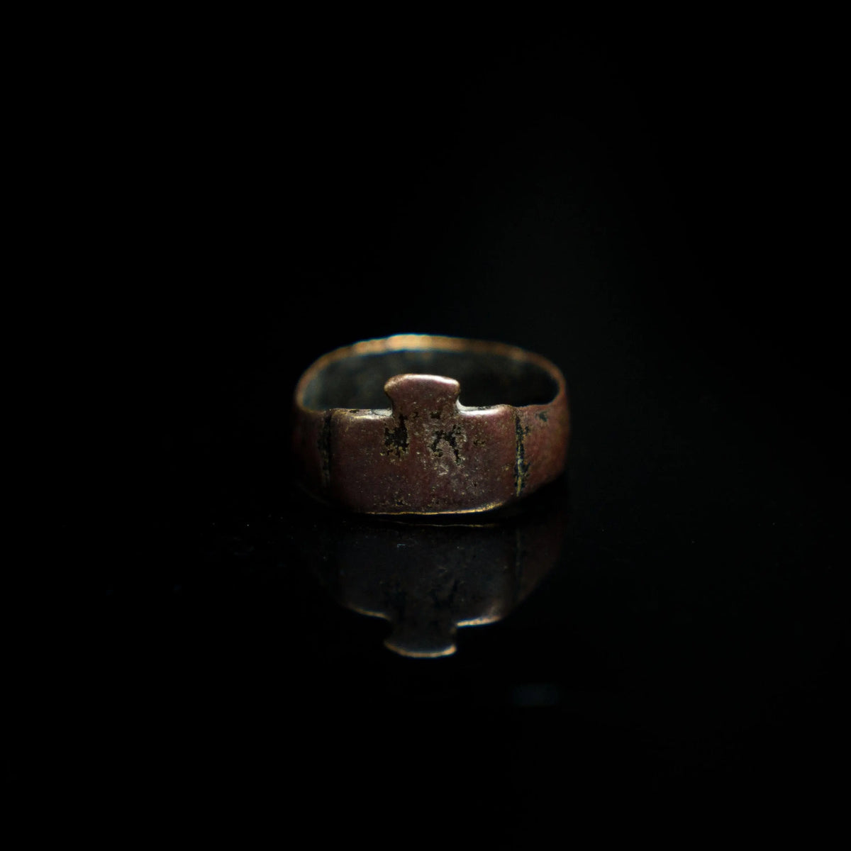 Medieval Bronze Ring 'Crucis' (3rd-12th c. CE) EU 55/US 7