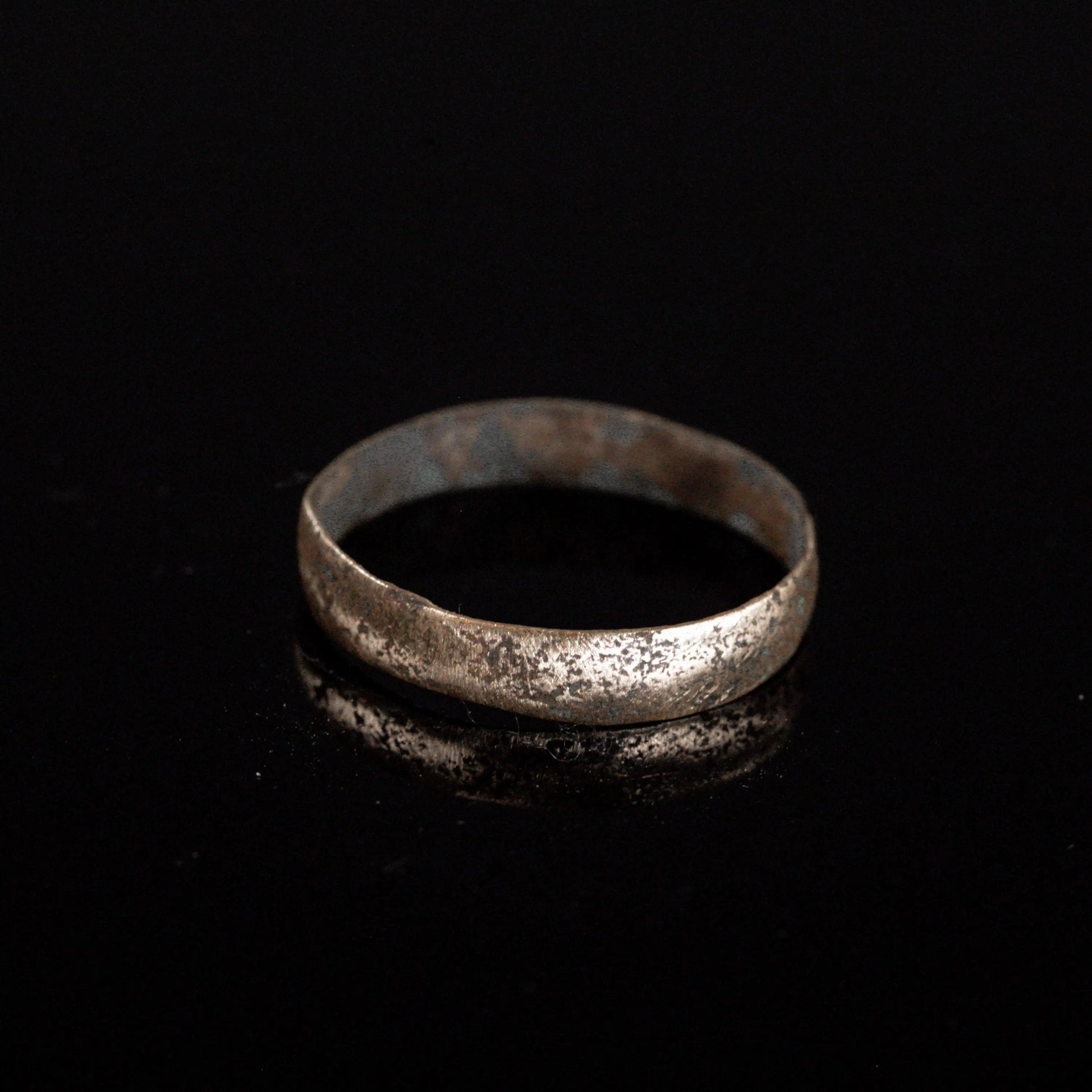 'Aurelia' – Medieval Bronze Ring  (13th–15th C. CE) EU 59 / US 8.75 Aurora Antiqua