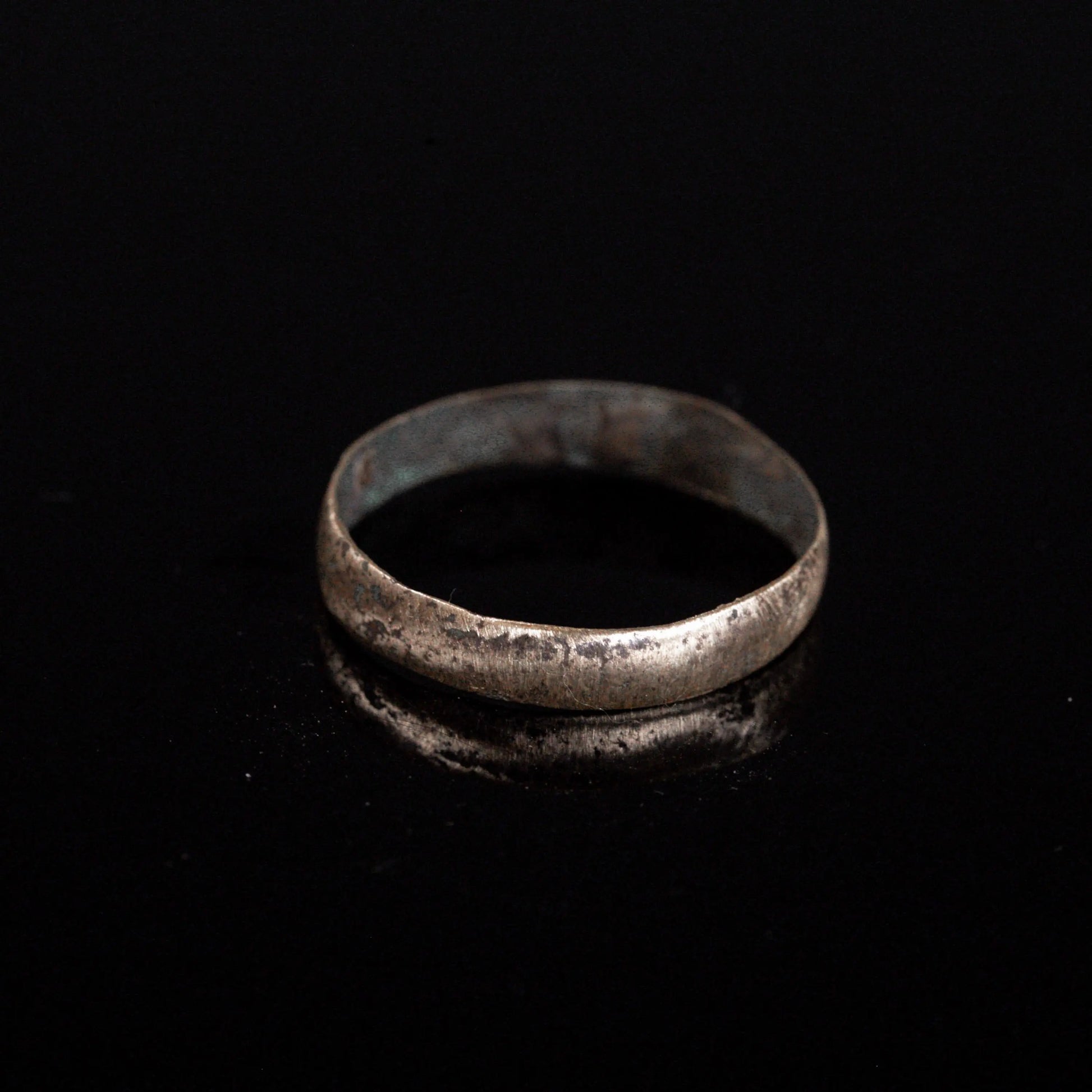 'Aurelia' – Medieval Bronze Ring  (13th–15th C. CE) EU 59 / US 8.75 Aurora Antiqua