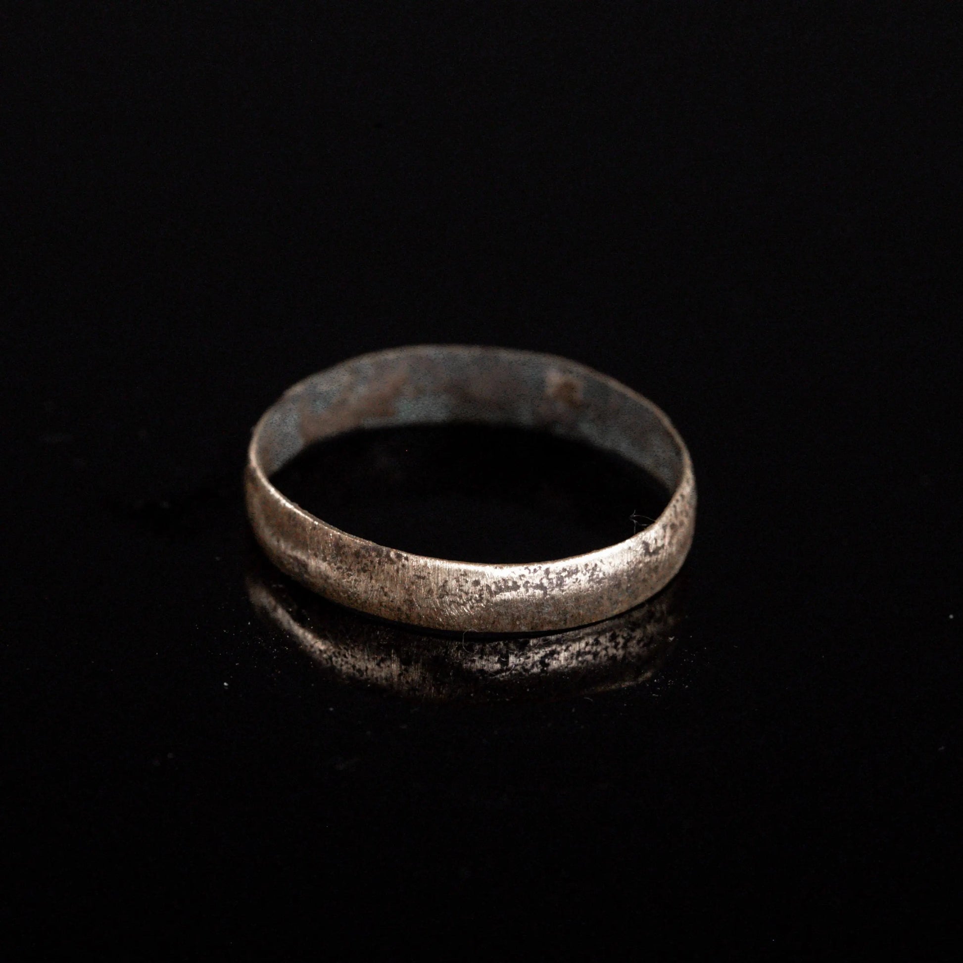 'Aurelia' – Medieval Bronze Ring  (13th–15th C. CE) EU 59 / US 8.75 Aurora Antiqua