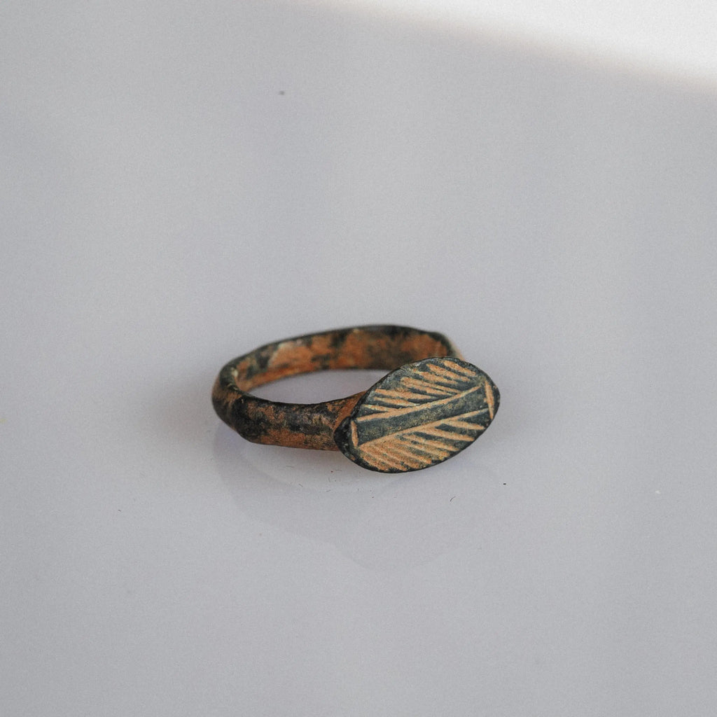 'Symmetria' -Late Roman Bronze Ring (4th–7th C. CE) EU 48 / US 4.5 Aurora Antiqua
