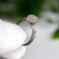 'Seraphine' - Medieval Bronze Ring  (13th–17th C. CE) EU 55 / US 7,25 Aurora Antiqua
