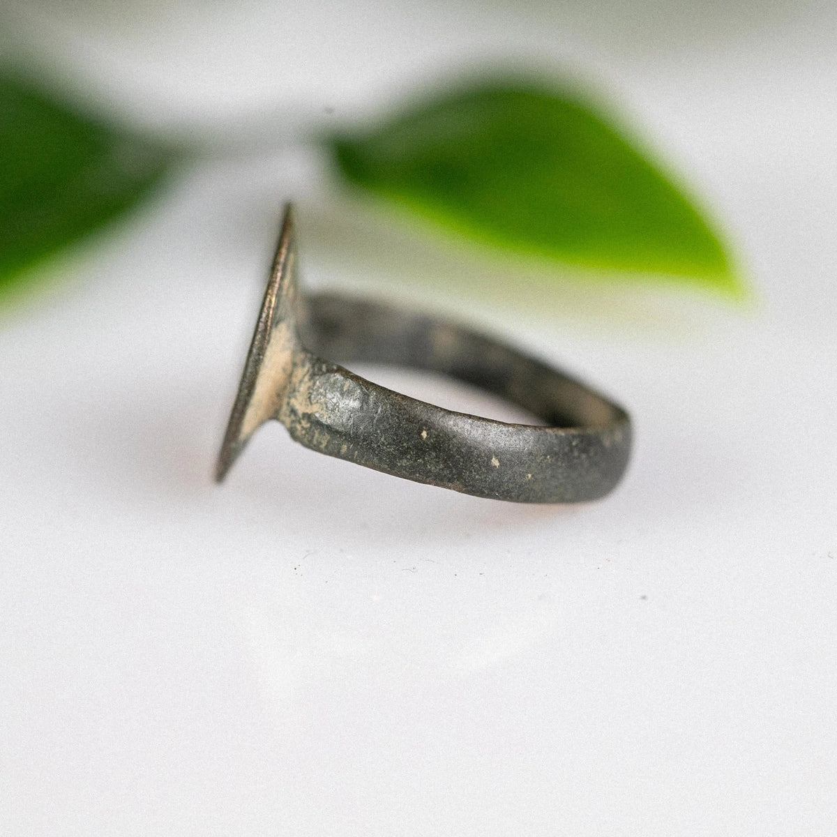 Medieval Bronze Ring 'Celoris' (12th-16th c. CE) EU 49/US 4.75