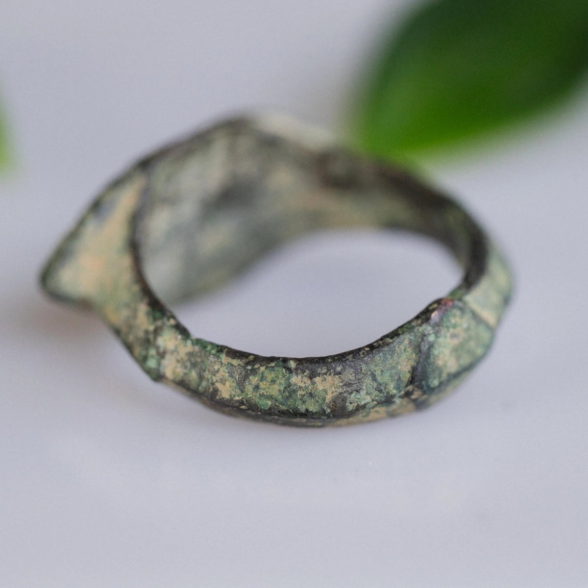 Islamic Bronze Signet Ring 'Tariq' (14th-18th c. CE) EU 57/US 8