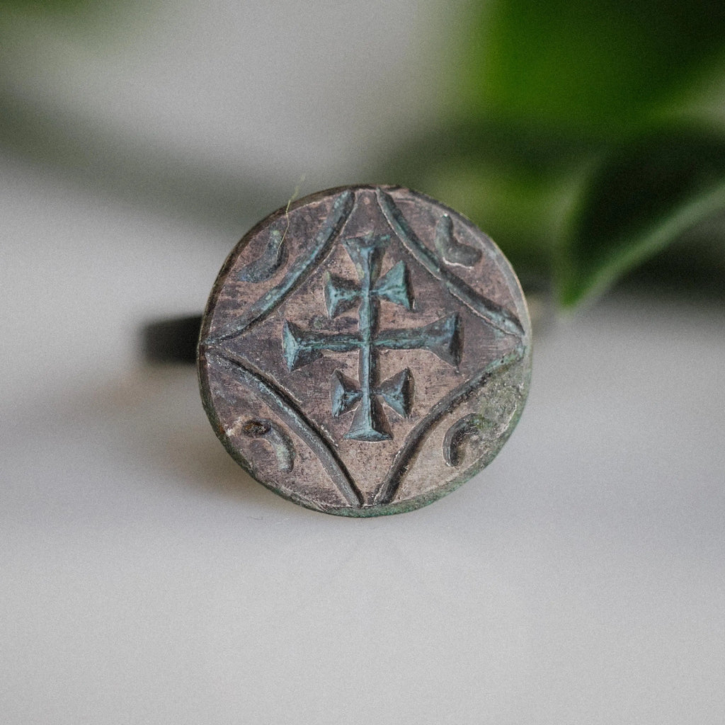 'Equitus' - Medieval Silver Crusader Signet Ring (9th–11th C. CE) EU 48 / US 4,5 Aurora Antiqua