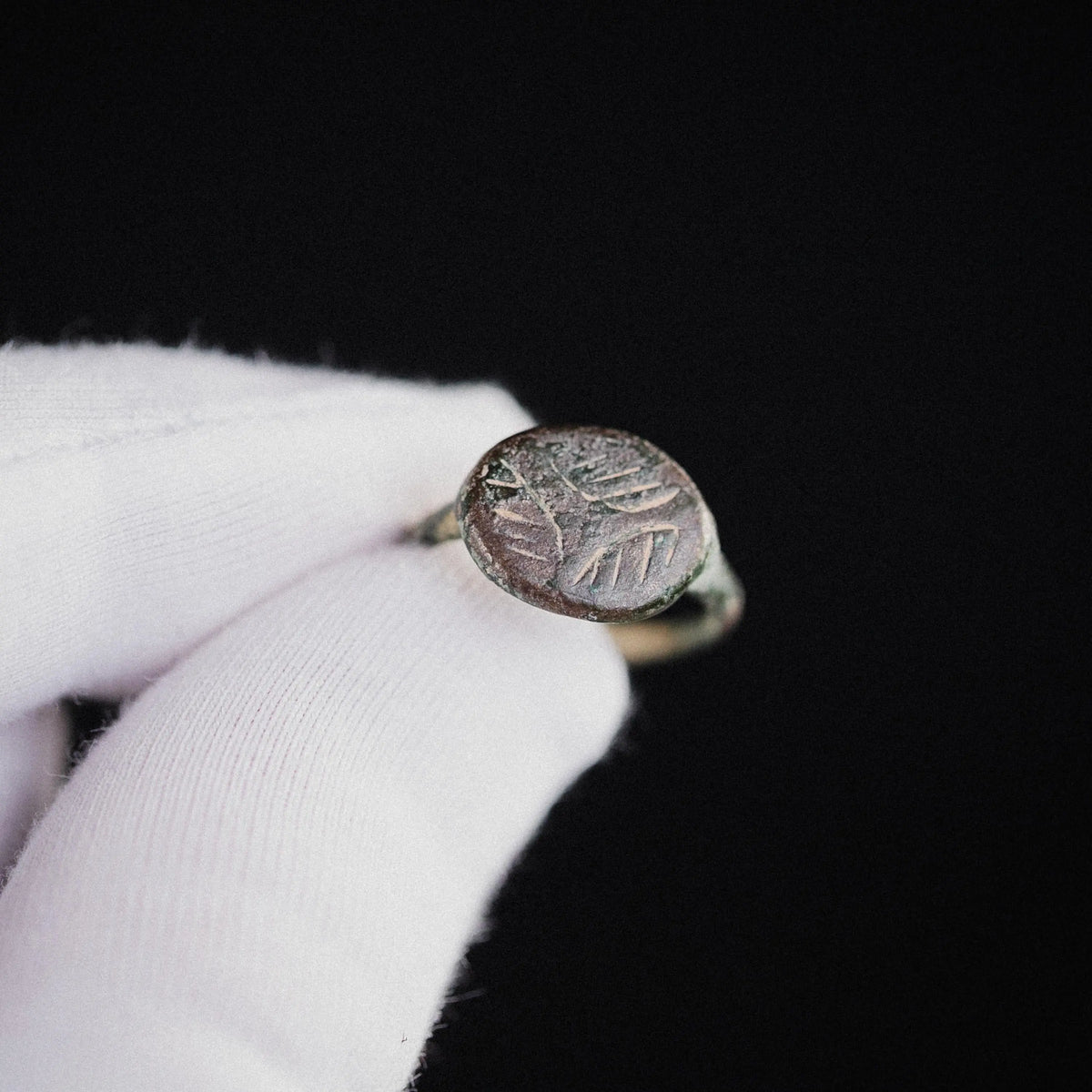 Medieval Bronze Ring 'Vernax' (9th-12th c. CE) EU 49/US 5