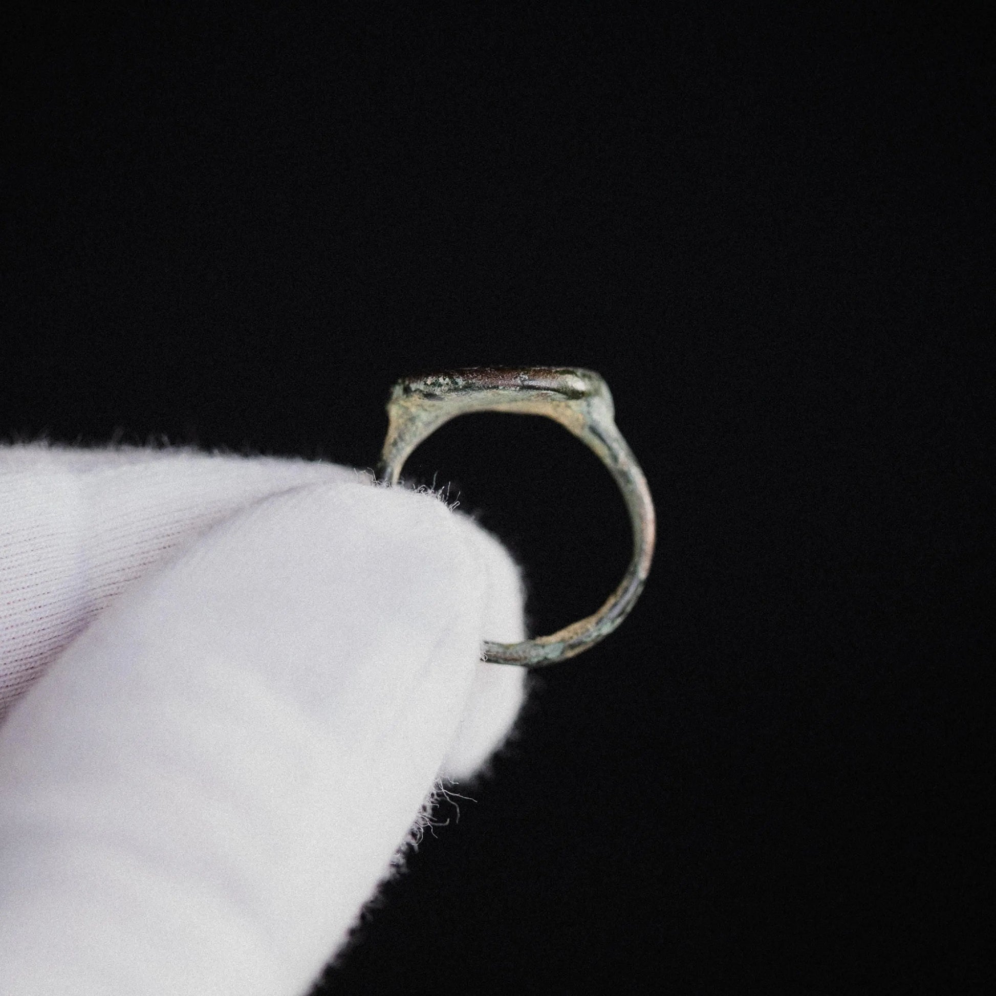 'Vernax' - Medieval Bronze Ring (9th–12th C. CE) EU 49 / US 5 Aurora Antiqua