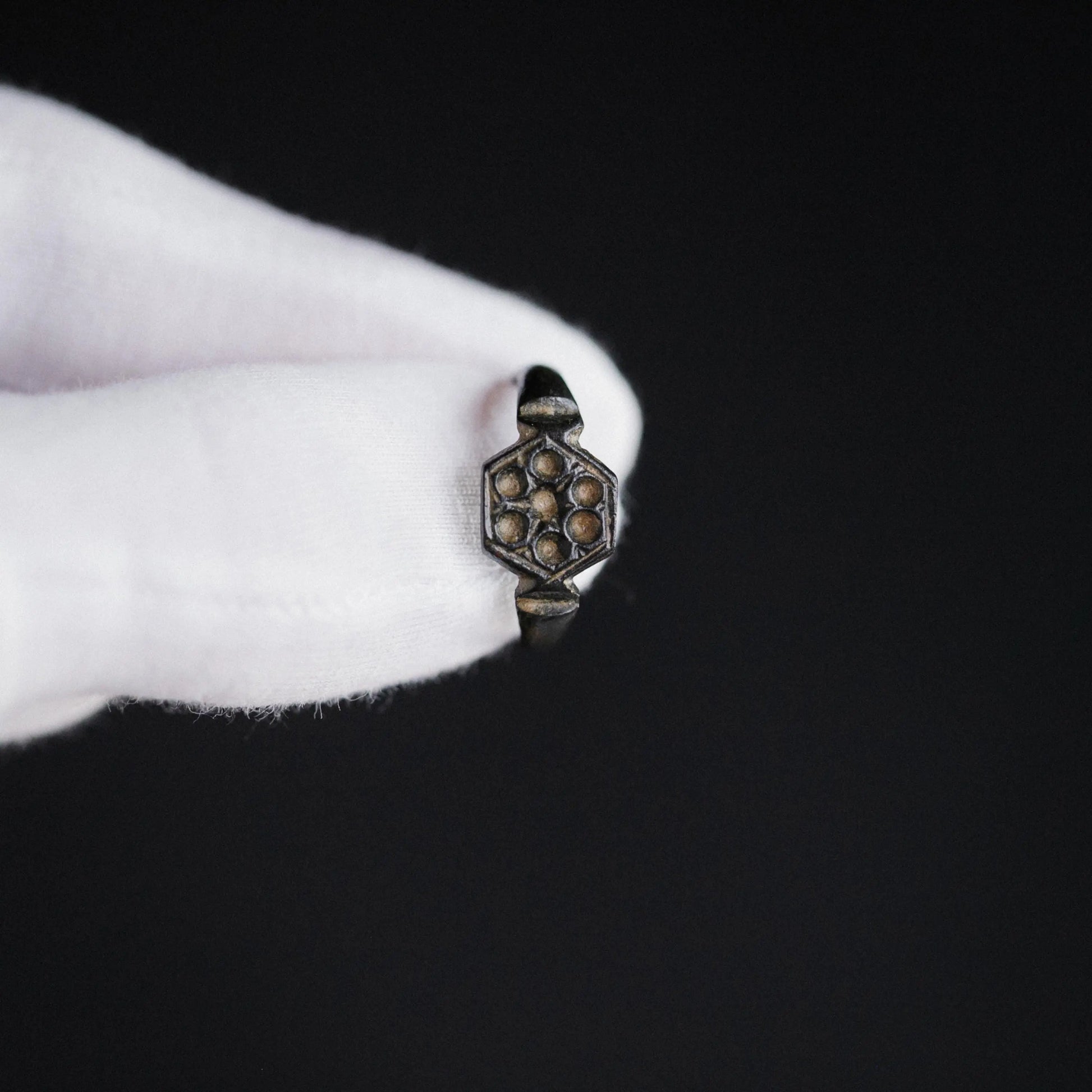 ‘Fuscus’ - Roman Bronze Ring (3rd Century AD)  EU 56 / US 7.5 Aurora Antiqua