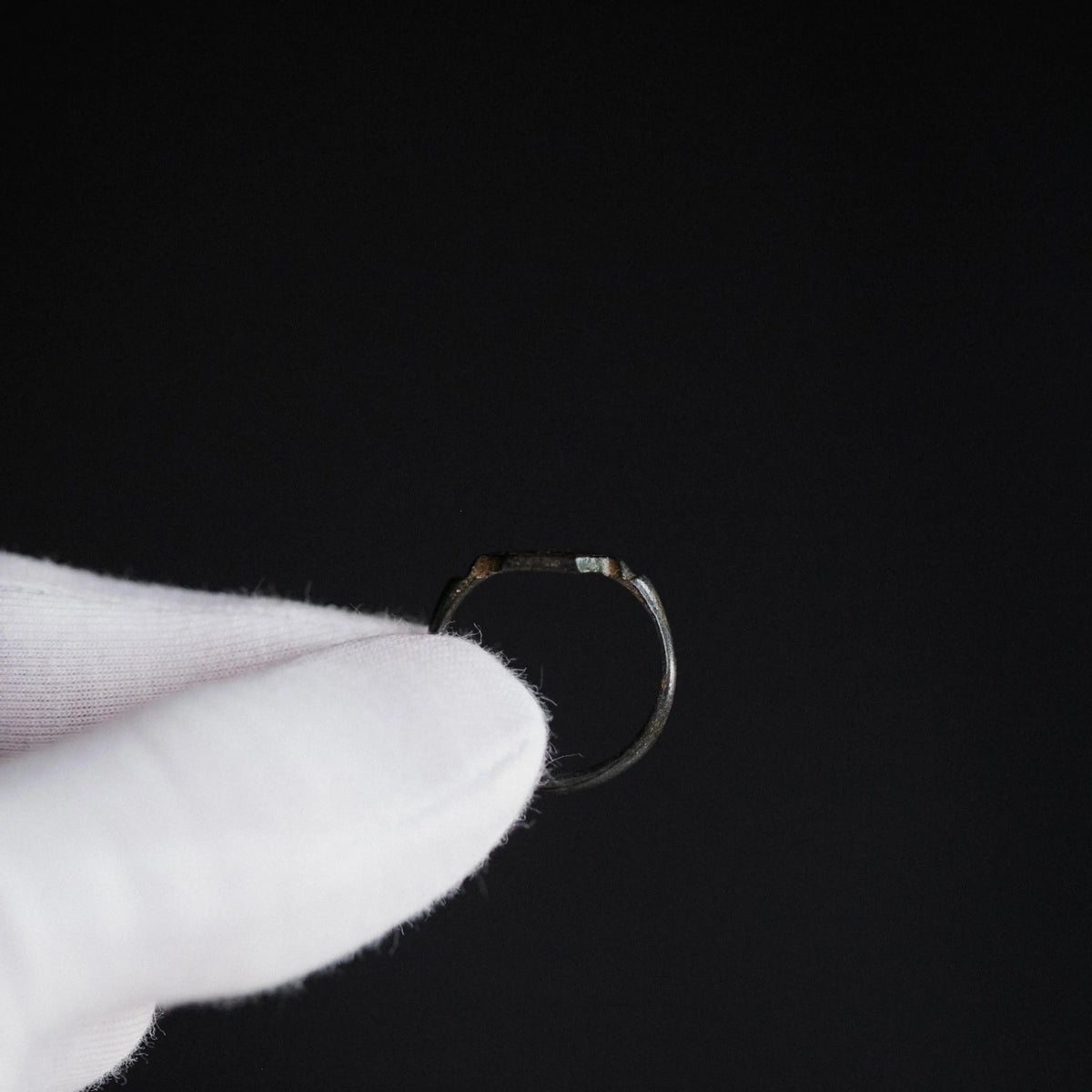 ‘Fuscus’ - Roman Bronze Ring (3rd Century AD)  EU 56 / US 7.5 Aurora Antiqua