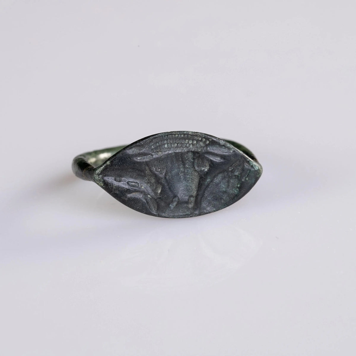 Greek Bronze Ring 'Bouphoros' (Aprox. 300 BC) EU 62/US 10.5