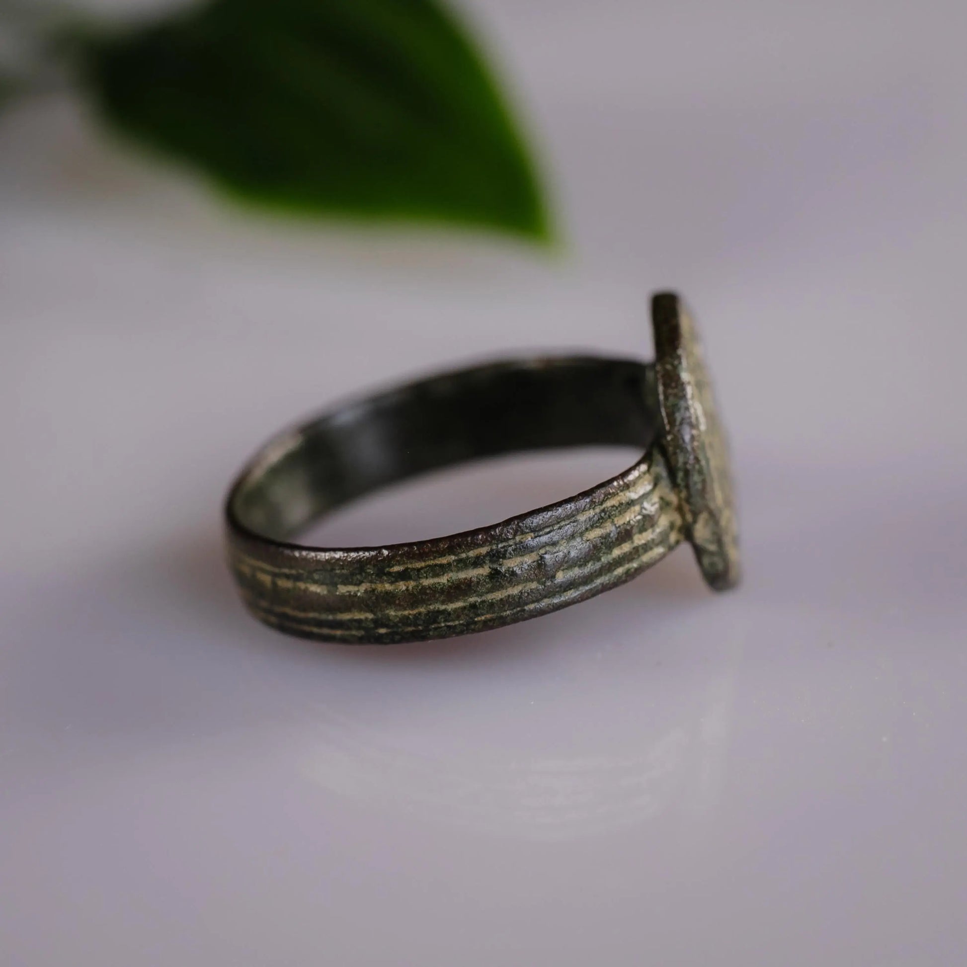 “Victoria” - Commemorative Base Metal Ring  (19th C. CE) EU 54 / US 7 Aurora Antiqua