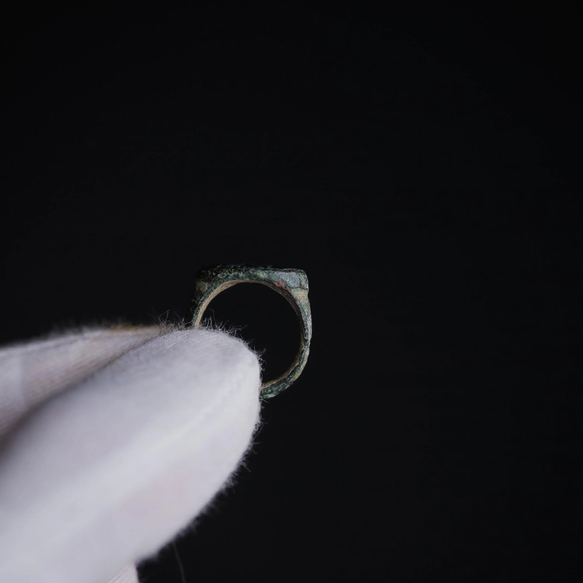 'Valerianus' - Late Roman to Early Medieval Bronze Ring (3rd–7th C. CE)  EU 45 / US 3.25 Aurora Antiqua