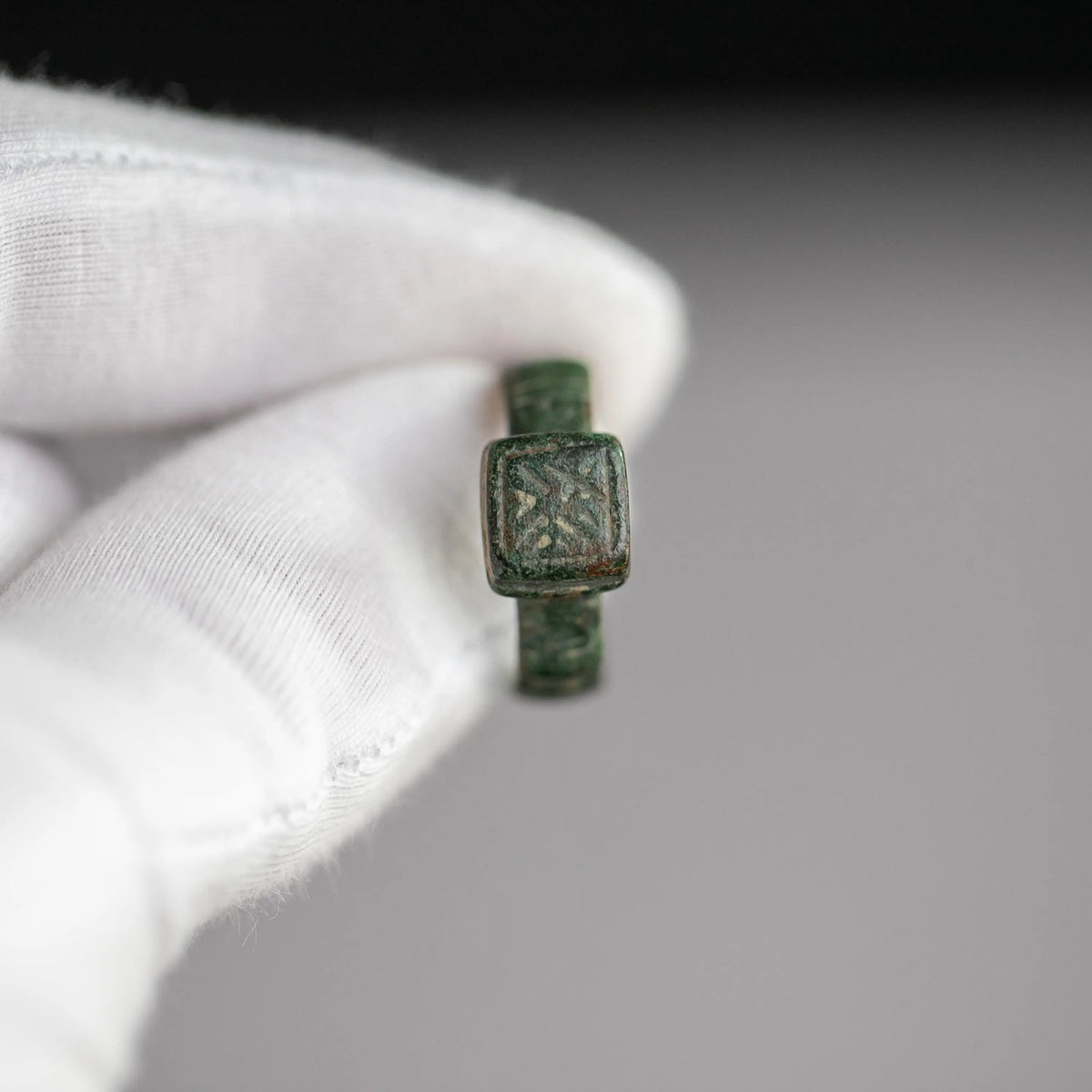 'Maximus' - Late Roman–Medieval Bronze Ring (4th–10th C. CE)  EU 59,5 / US 9 Aurora Antiqua